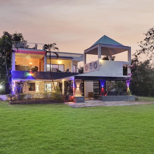 Seasons Retreat Seasons Retreat